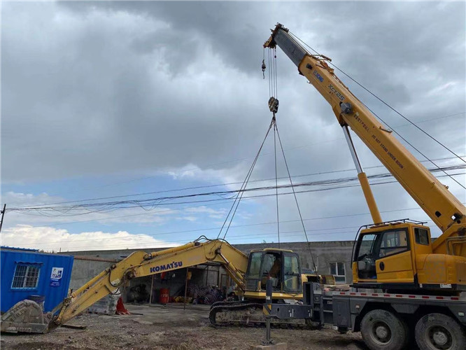 景谷县25吨吊车的工作半径是多少？